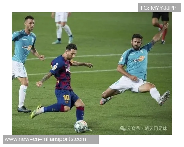 巴萨球迷对阵奥萨苏纳时高喊哈维留下来嘲讽皇马