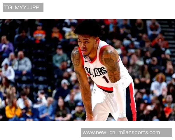 新援安芬尼西蒙斯首秀表现出色13投6中三分球命中率提升至29砍下18分3助攻